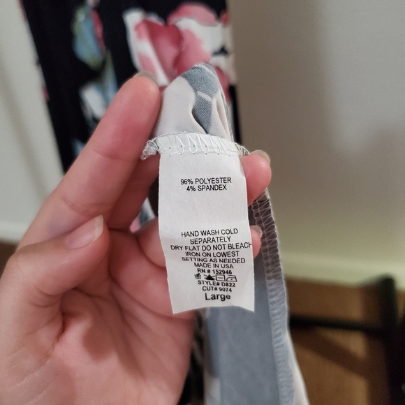 NWOT Floral 3/4 Sleeve Faux Wrap Maxi Dress - Picture 6 of 6